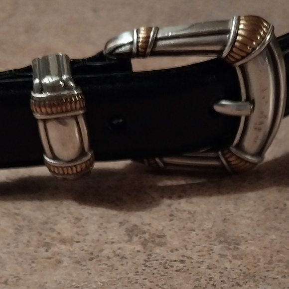 Brighton Leather black belt with gold and silver tones size 32"-36" Large - Picture 5 of 6